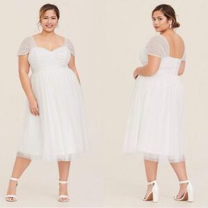 TORRID Special Occasion Wedding Ivory Dot Mesh Midi Skater Dress Size 14 NEW